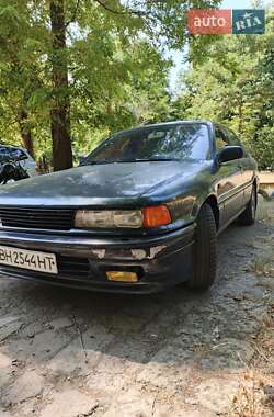 Лифтбек Mitsubishi Galant 1989 в 
