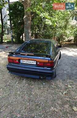 Лифтбек Mitsubishi Galant 1989 в 