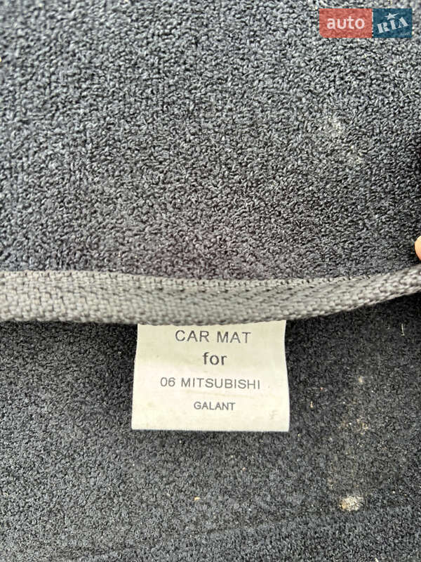 Седан Mitsubishi Galant 2009 в Киеве
