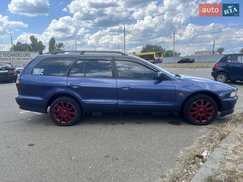 Універсал Mitsubishi Galant 1997 в Києві