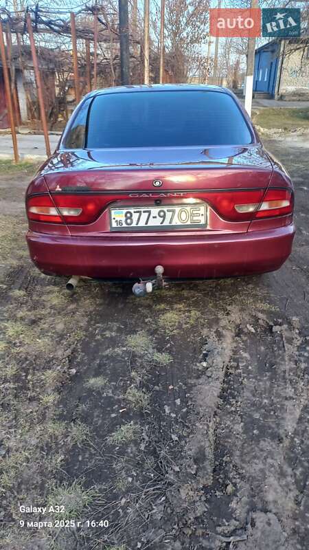 Седан Mitsubishi Galant 1993 в Подольске
