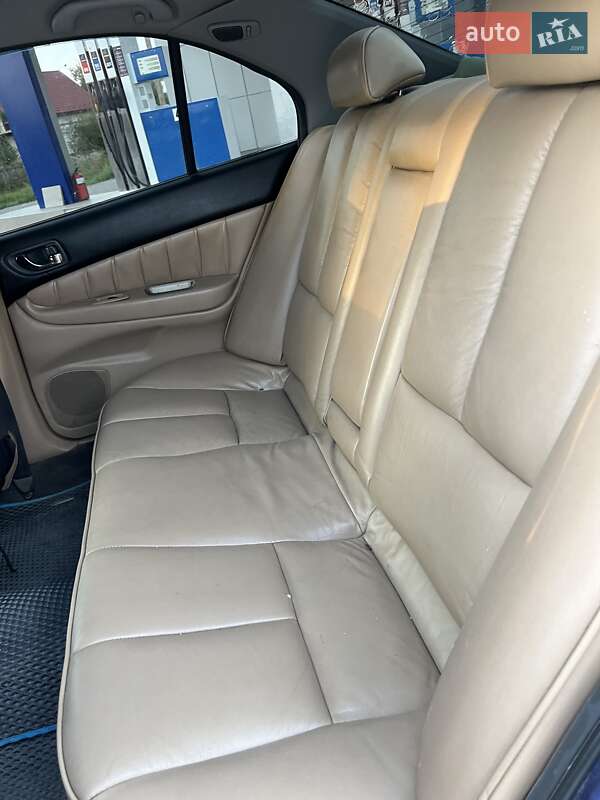 Седан Mitsubishi Galant 1997 в Тлумаче