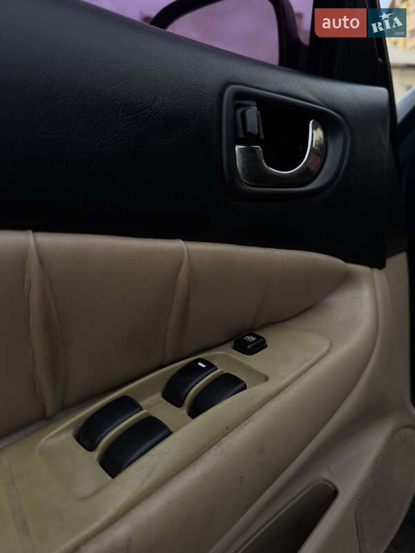 Седан Mitsubishi Galant 1997 в Николаеве