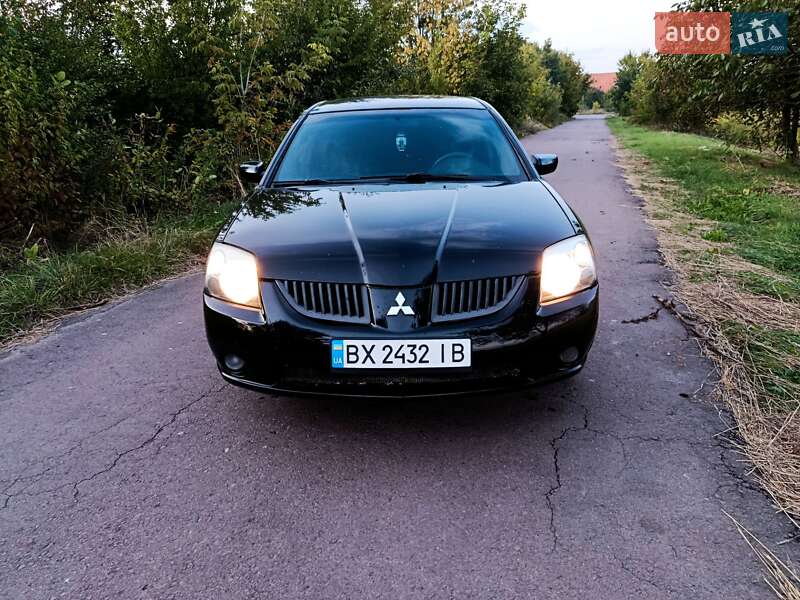 Седан Mitsubishi Galant 2004 в 