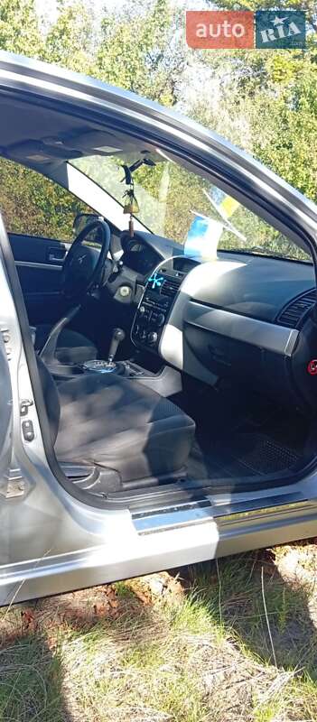 Седан Mitsubishi Galant 2007 в Ольшане