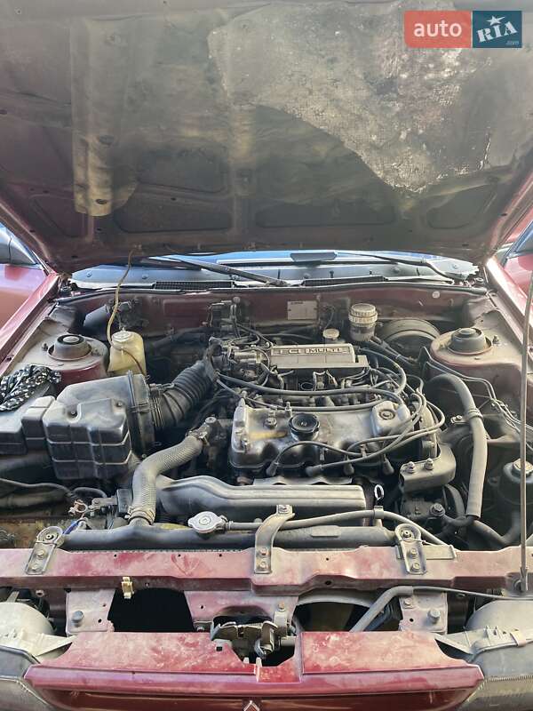 Седан Mitsubishi Galant 1989 в Подольске