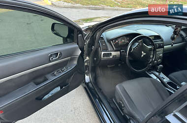 Седан Mitsubishi Galant 2009 в 