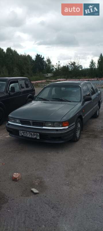 Лифтбек Mitsubishi Galant 1992 в 