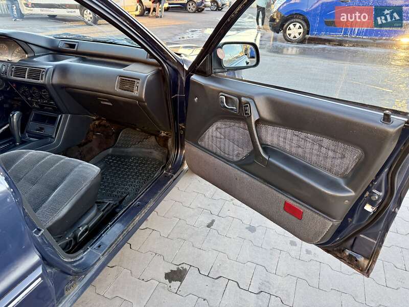 Лифтбек Mitsubishi Galant 1989 в Киеве