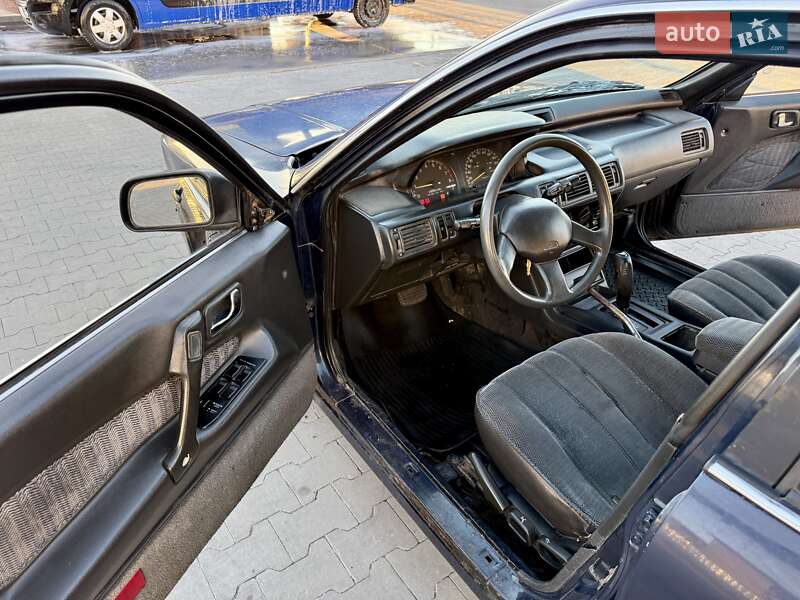 Лифтбек Mitsubishi Galant 1989 в Киеве
