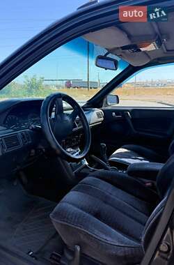 Седан Mitsubishi Galant 1990 в 