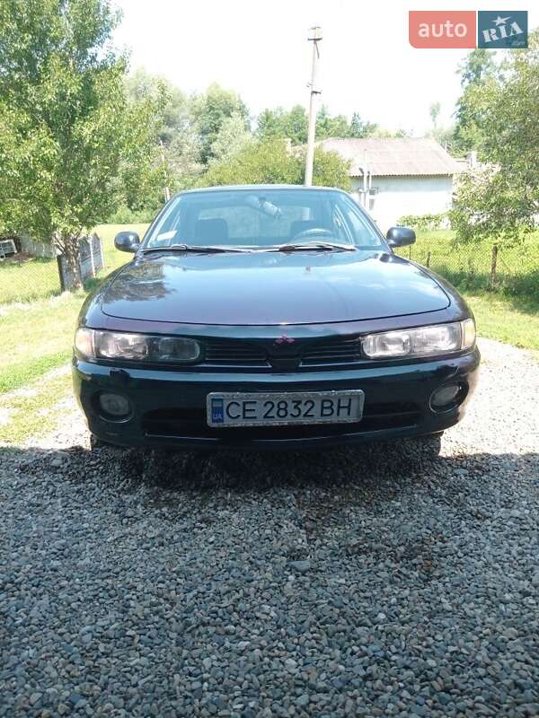 Седан Mitsubishi Galant 1993 в Чернівцях
