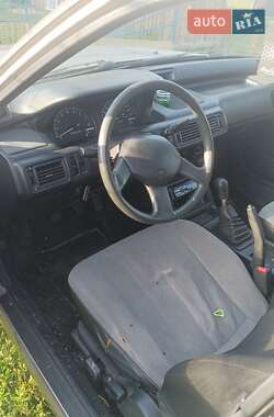 Седан Mitsubishi Galant 1988 в 