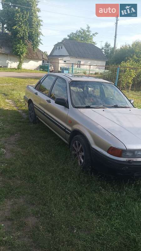 Седан Mitsubishi Galant 1988 в Коростені фото 18 Седан Mitsubishi Galant 1988 в Коростені