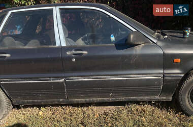 Седан Mitsubishi Galant 1989 в 
