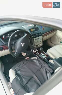 Седан Mitsubishi Galant 2010 в Сумах