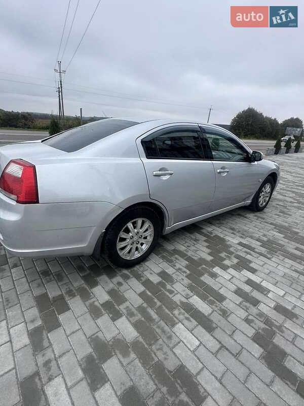 Седан Mitsubishi Galant 2006 в Львове