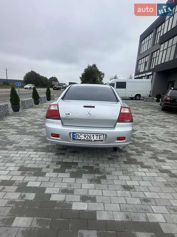 Седан Mitsubishi Galant 2006 в Львове