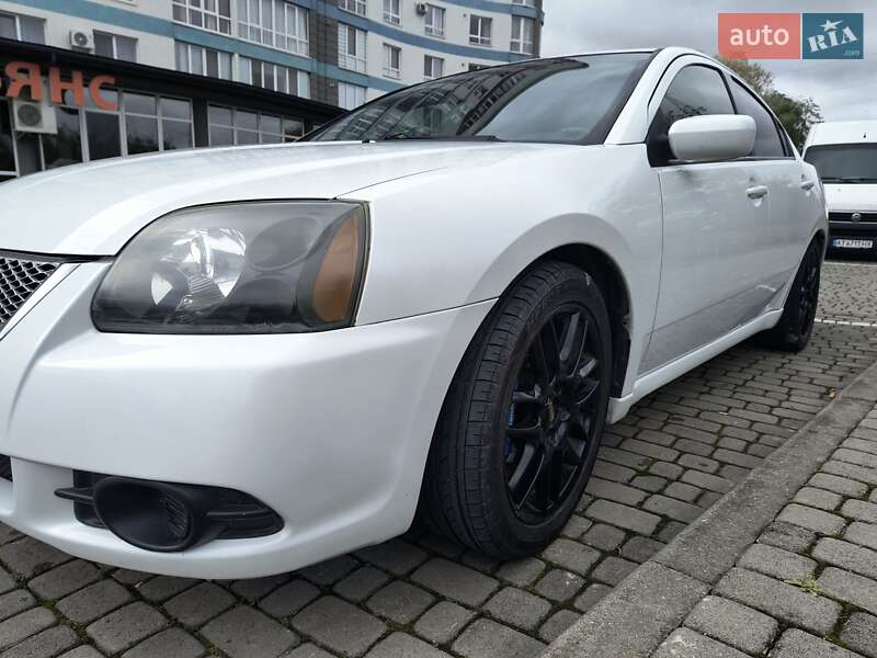 Седан Mitsubishi Galant 2011 в Івано-Франківську
