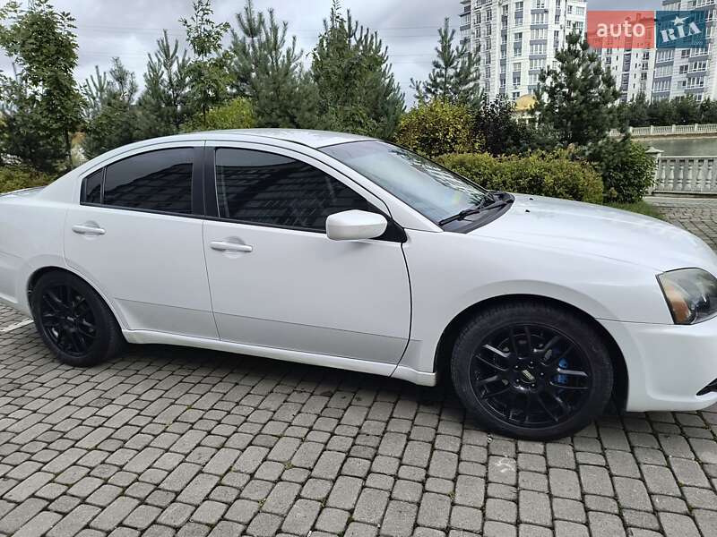 Седан Mitsubishi Galant 2011 в Івано-Франківську