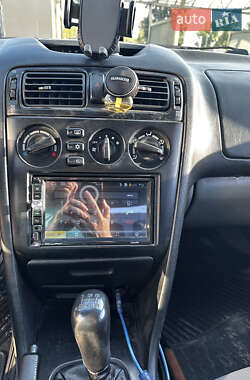 Седан Mitsubishi Galant 2002 в  фото 13 Седан Mitsubishi Galant 2002 в