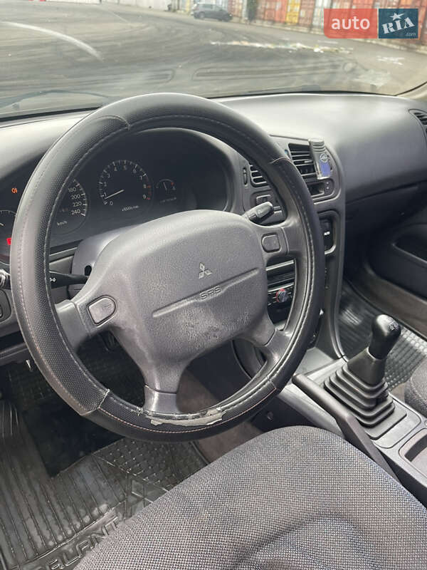 Седан Mitsubishi Galant 1993 в Одесі фото 5 Седан Mitsubishi Galant 1993 в Одесі