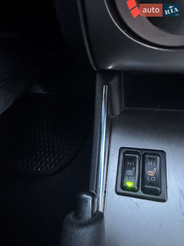 Седан Mitsubishi Galant 2009 в Киеве