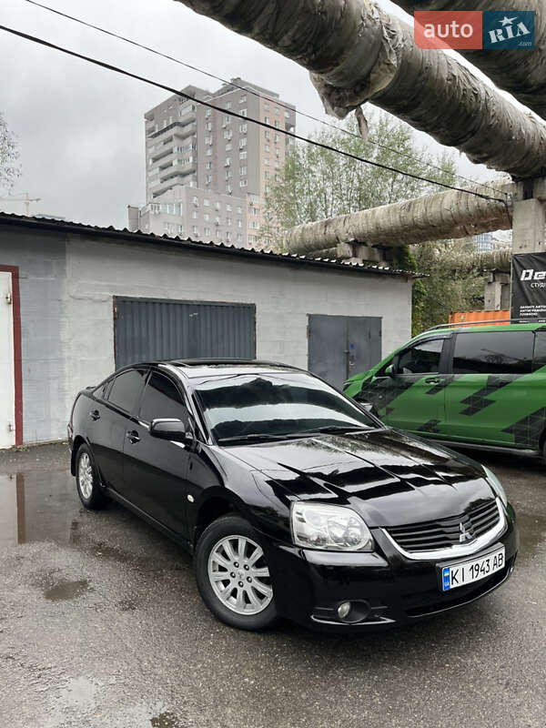 Седан Mitsubishi Galant 2009 в Киеве