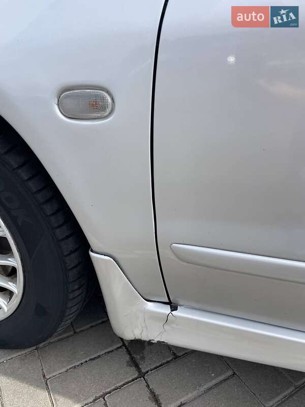 Седан Mitsubishi Galant 2001 в Черкассах