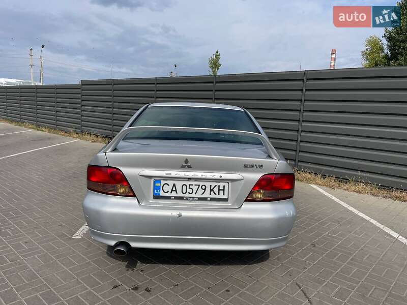 Седан Mitsubishi Galant 2001 в Черкассах