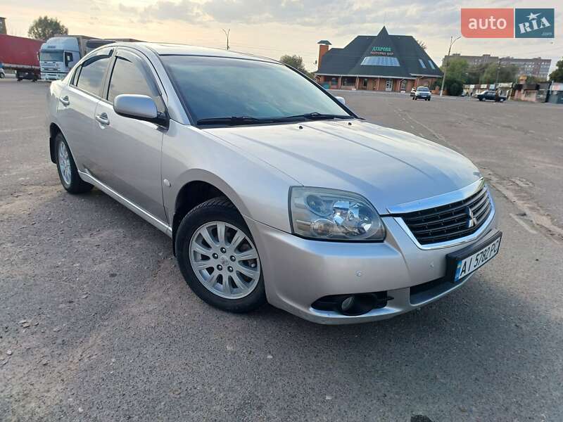 Седан Mitsubishi Galant 2008 в Киеве