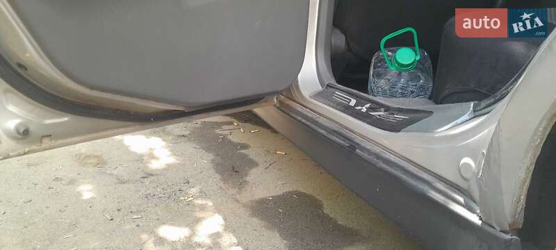 Седан Mitsubishi Galant 2000 в Николаеве