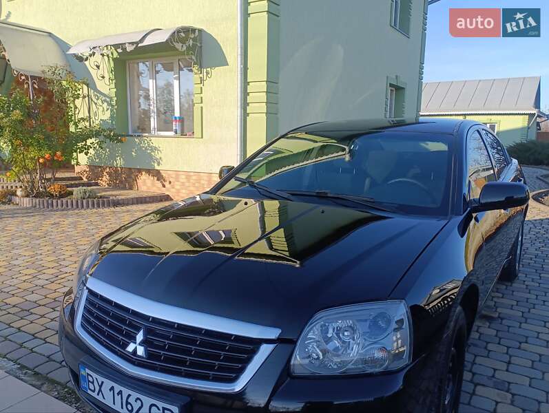 Седан Mitsubishi Galant 2008 в Снятині