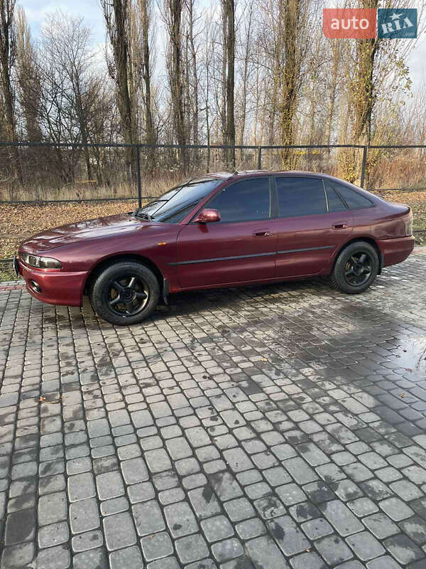 Лифтбек Mitsubishi Galant 1994 в Кременчуге