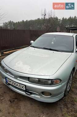 Лифтбек Mitsubishi Galant 1993 в Левкове