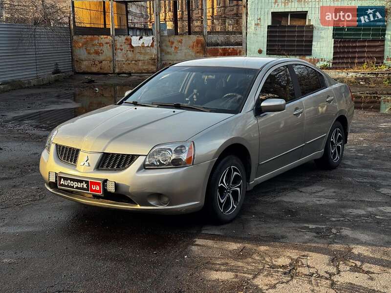 Mitsubishi Galant 2005
