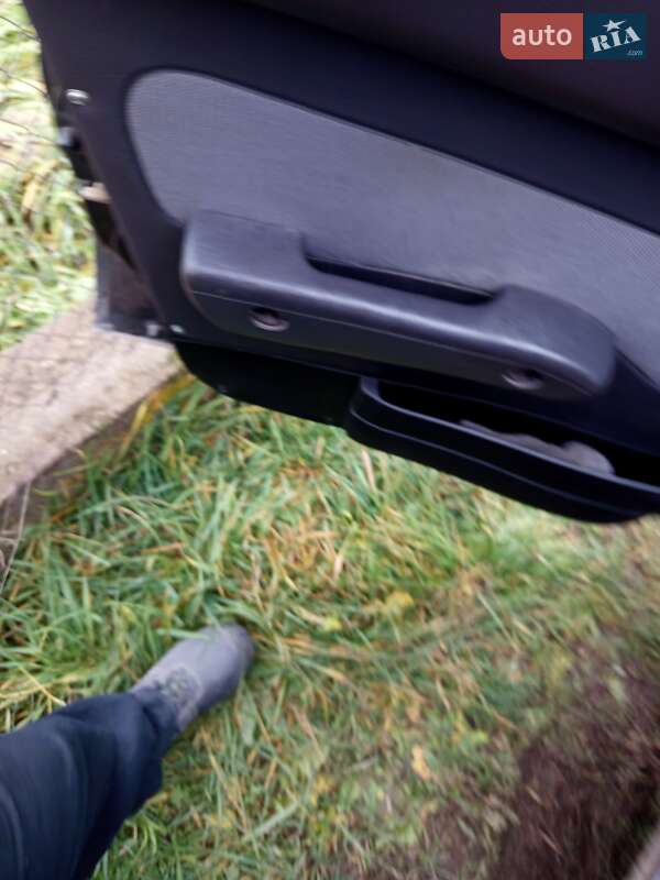 Седан Mitsubishi Galant 1993 в Чернівцях фото 16 Седан Mitsubishi Galant 1993 в Чернівцях