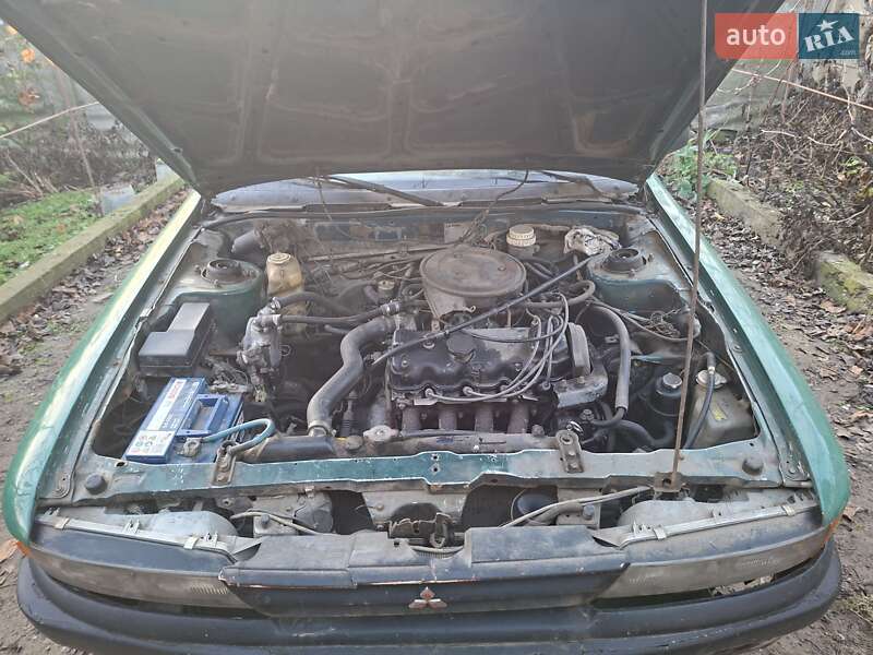 Седан Mitsubishi Galant 1988 в Одессе