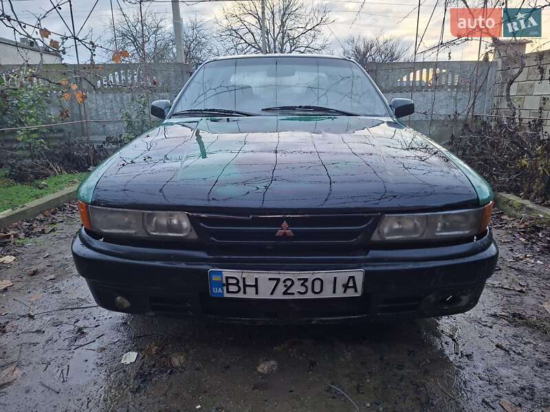 Седан Mitsubishi Galant 1988 в Одессе