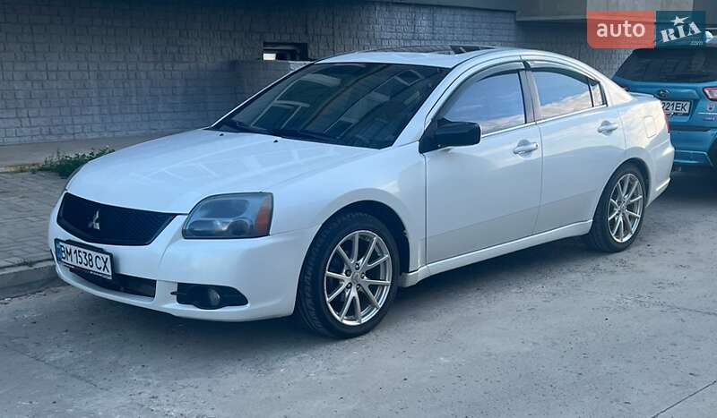 Mitsubishi Galant 2012