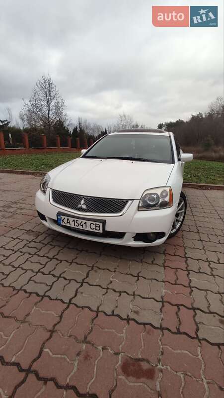 Mitsubishi Galant 2011 Mitsubishi Galant 2011