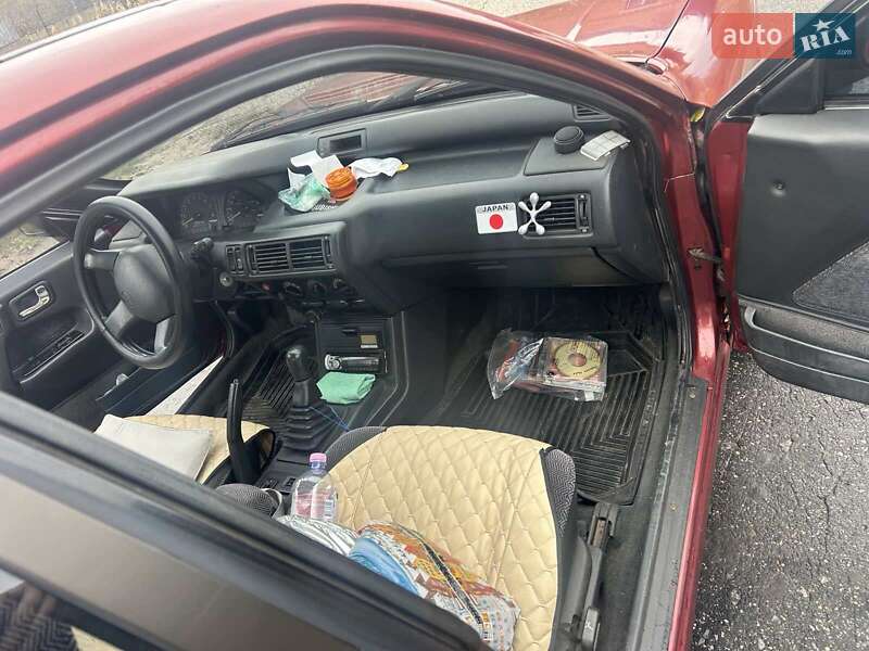 Седан Mitsubishi Galant 1988 в Краматорске