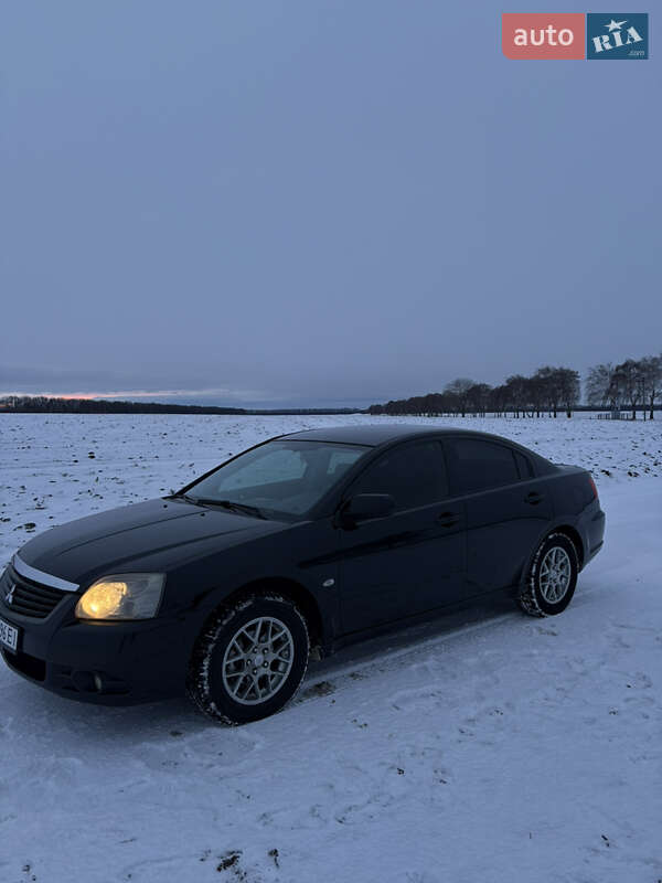 Седан Mitsubishi Galant 2009 в Бобровиці