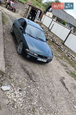 Седан Mitsubishi Galant 1995 в Обертине