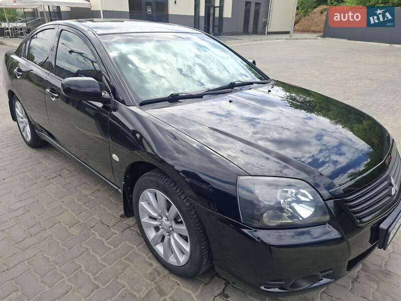 Mitsubishi Galant 2009