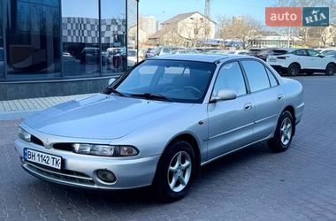 Седан Mitsubishi Galant 1994 в Одессе