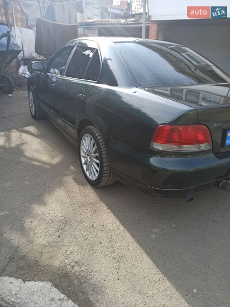 Mitsubishi Galant 2000