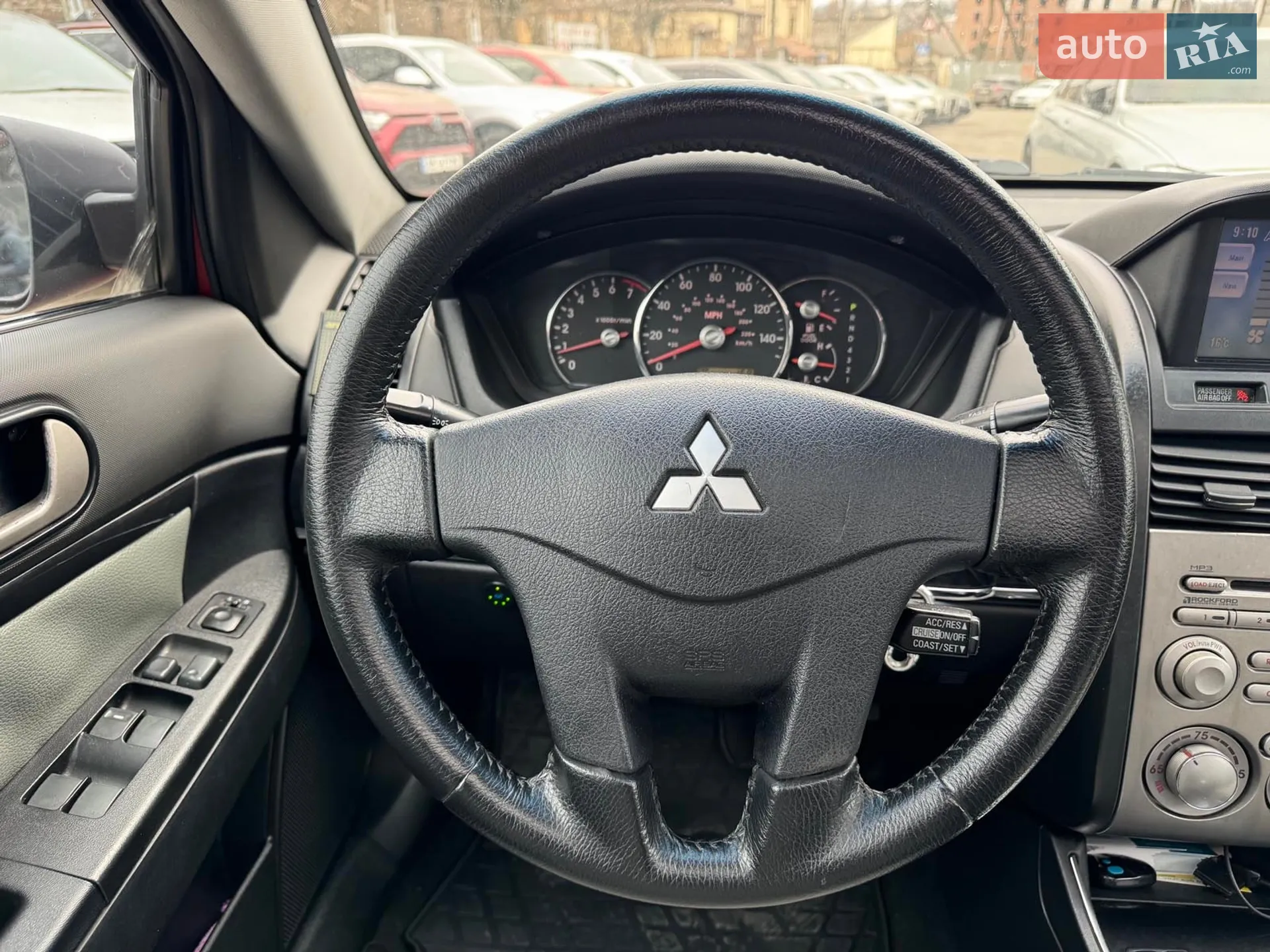 2012 Mitsubishi Galant - мініатюра 23