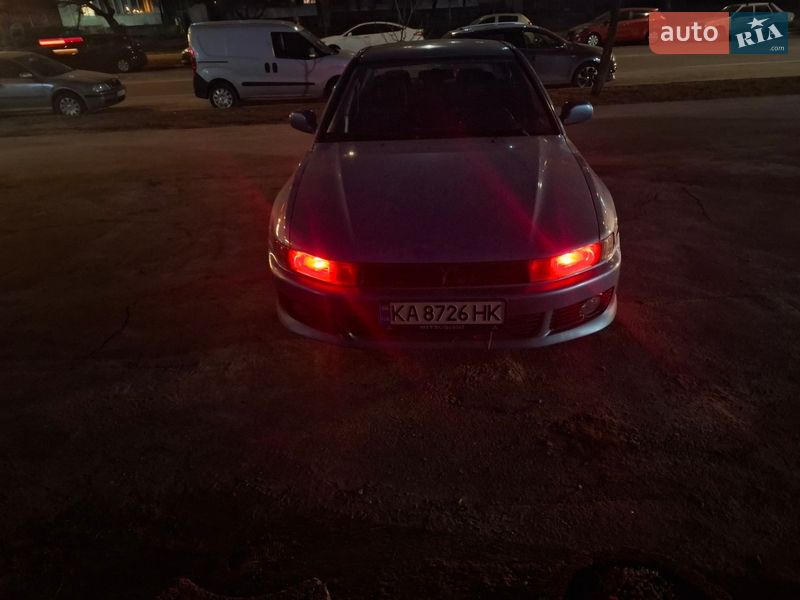 Mitsubishi Galant 1999