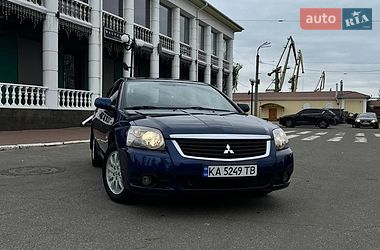 Седан Mitsubishi Galant 2009 в Черкассах